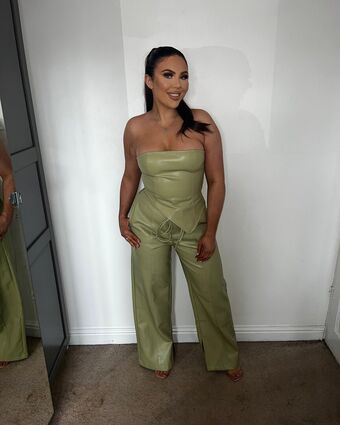 Olivia Paige Cooke Photo Fuites Nudes OnlyFans 30