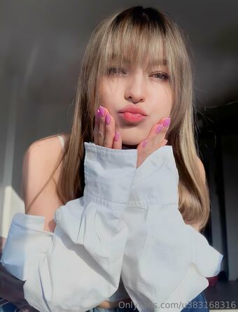 olyakoss Photo Fuites Nudes OnlyFans 1