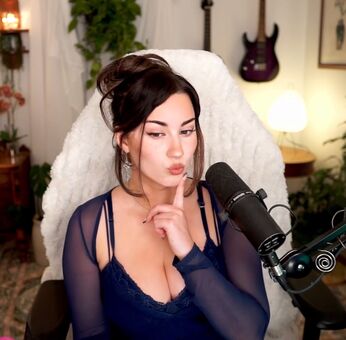 PalmBee Photo Fuites Nudes OnlyFans 13