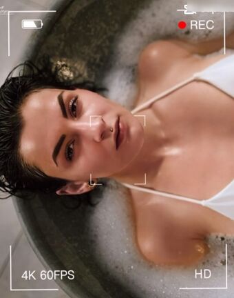 Panda Lisa (Panda Inside)