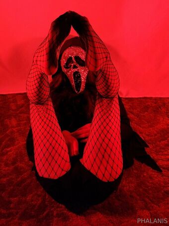 phalanis Photo Fuites Nudes OnlyFans 14