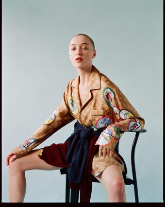 Phoebe Dynevor Photo Fuites Nudes OnlyFans 43