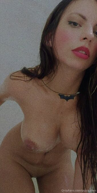 Pizza.alien Photo Fuites Nudes OnlyFans 20