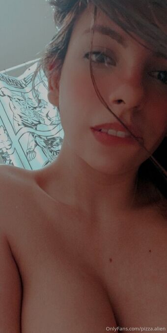 Pizza.alien Photo Fuites Nudes OnlyFans 30
