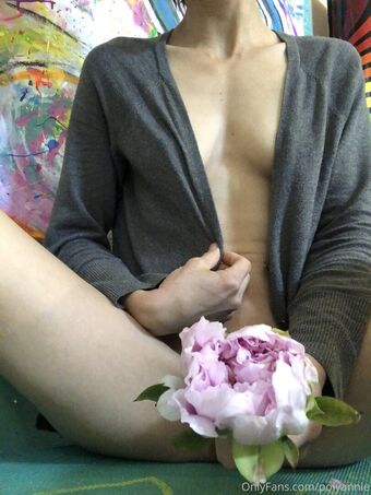 polyannie Photo Fuites Nudes OnlyFans 5