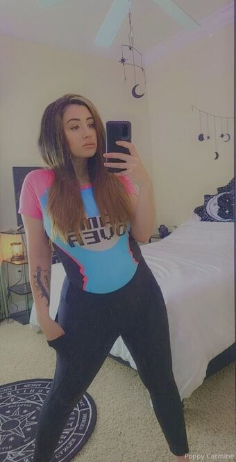 poppycarminexxx