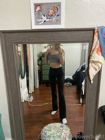 powerfulclit Photo Fuites Nudes OnlyFans 18