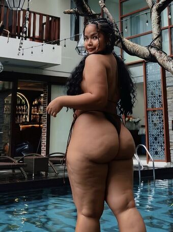 Praew Photo Fuites Nudes OnlyFans 11
