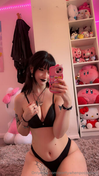 prettywhenpossessed Photo Fuites Nudes OnlyFans 13