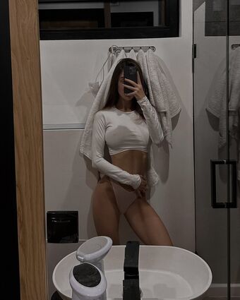 pretylittlething