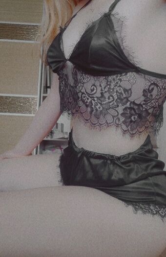 R1nari Photo Fuites Nudes OnlyFans 180