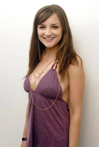 Rachael Leigh Cook