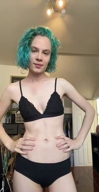Raine Stern