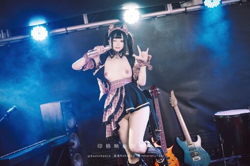 落落Raku Photo Fuites Nudes OnlyFans 85