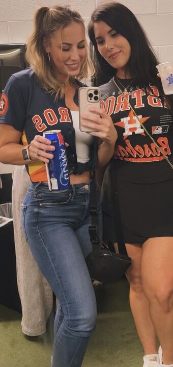 Robyn Fields