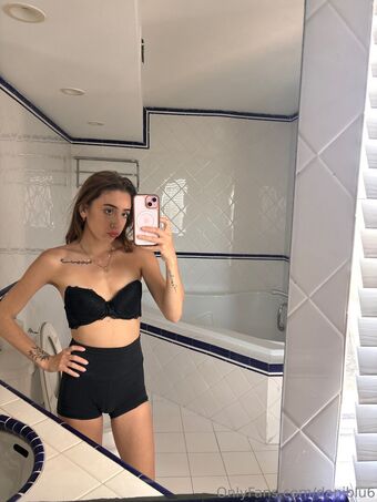 roryrain Photo Fuites Nudes OnlyFans 17