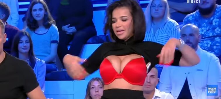 Ruby Nikara Photo Fuites Nudes OnlyFans 9