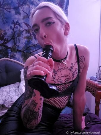 Ryleerunk Photo Fuites Nudes OnlyFans 24