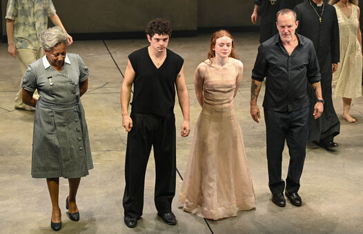 Sadie-sink Photo Fuites Nudes OnlyFans 818