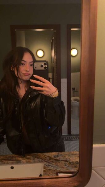 Sakura Shymko Photo Fuites Nudes OnlyFans 146