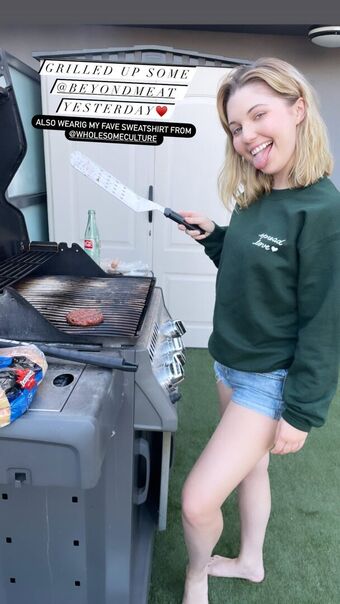 Sammi Hanratty Photo Fuites Nudes OnlyFans 56