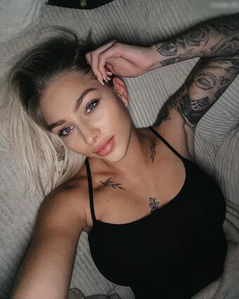 Sandra Peterhoff Photo Fuites Nudes OnlyFans 5