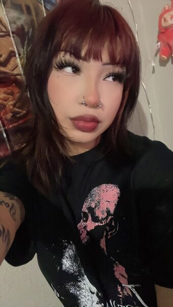 Sarynthia Photo Fuites Nudes OnlyFans 20