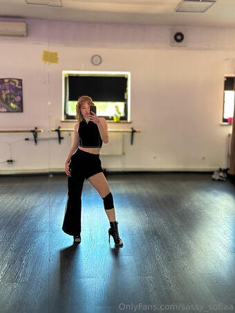 sassy_sofiaa