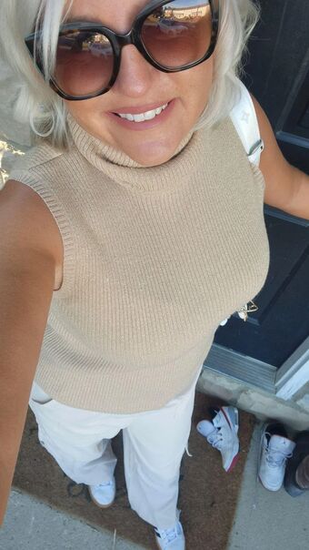 sassysamples Photo Fuites Nudes OnlyFans 1