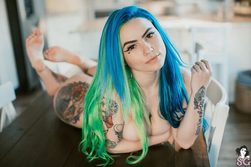 Saturn Photo Fuites Nudes OnlyFans 24