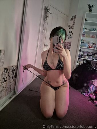 scissorlobotomy Photo Fuites Nudes OnlyFans 17