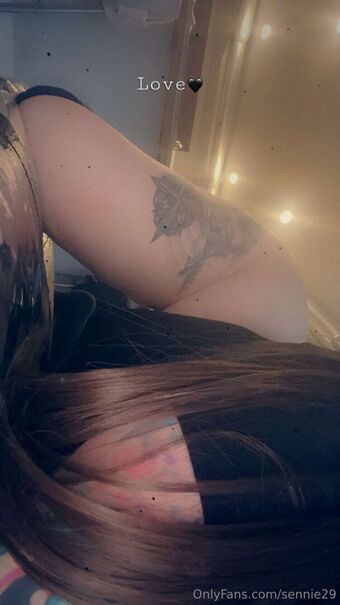 sennie29 Photo Fuites Nudes OnlyFans 6