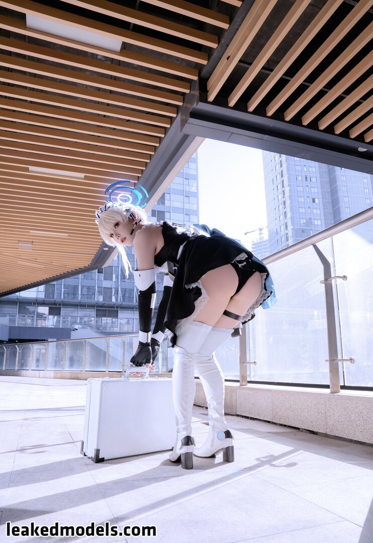 OnlyFans leaks of Izayoi Rui close-up