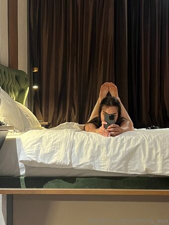 shining_eva