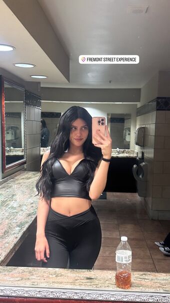 Shye Lilly Photo Fuites Nudes OnlyFans 9