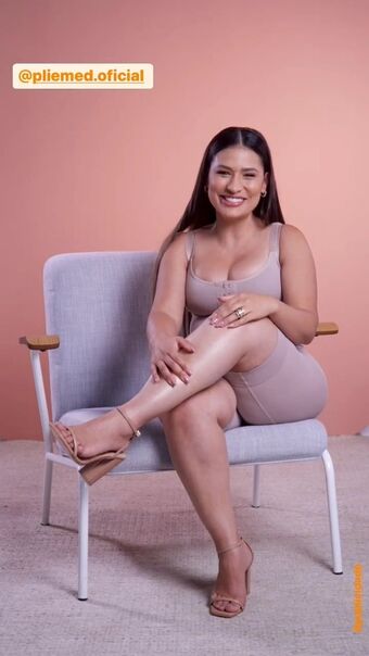Simone Mendes Photo Fuites Nudes OnlyFans 6