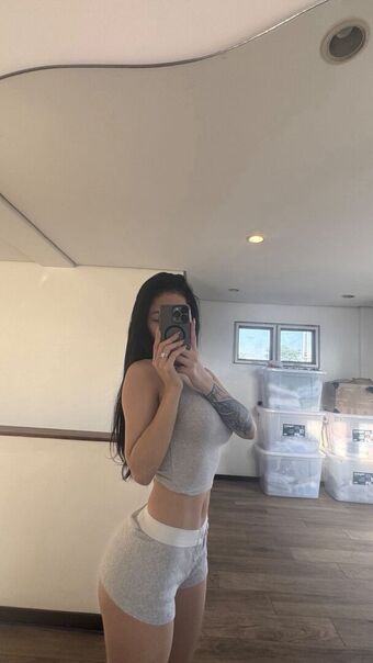 Siobe Lim Photo Fuites Nudes OnlyFans 62