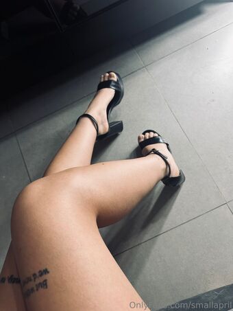 smallapril Photo Fuites Nudes OnlyFans 10