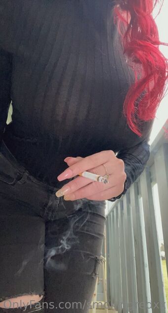 smokingredxx Photo Fuites Nudes OnlyFans 35