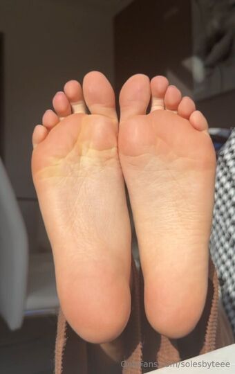 solesbyteee Photo Fuites Nudes OnlyFans 8