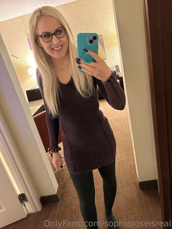 sophiaroseisreal