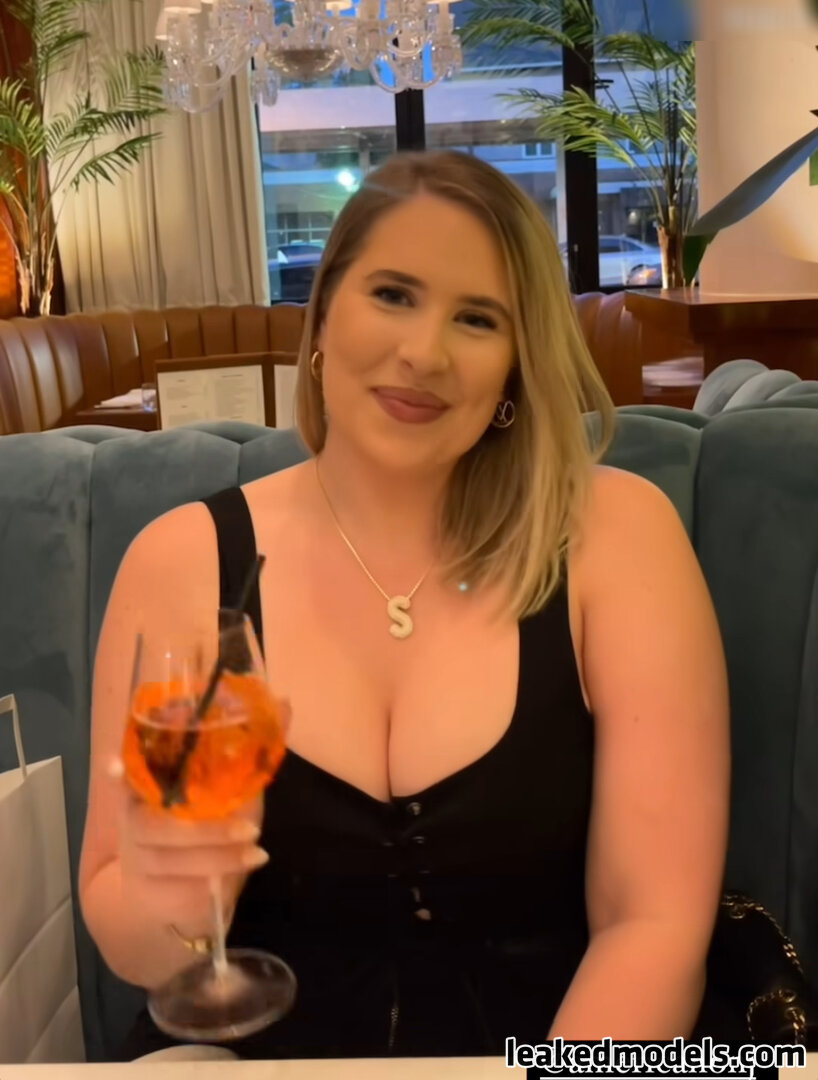 sophieeturner Photo Nude Leaks OnlyFans 12 - Modèles Leakées