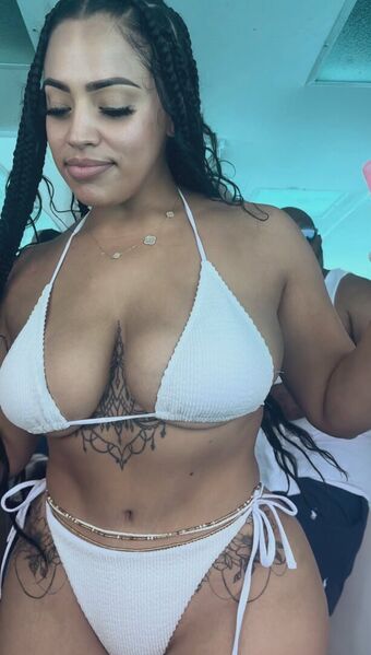 Steff The Barbie Photo Fuites Nudes OnlyFans 1