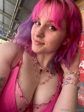 strawbry Photo Fuites Nudes OnlyFans 13