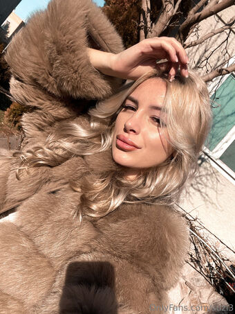 suzi3 Photo Fuites Nudes OnlyFans 16