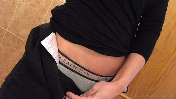 swenora Photo Fuites Nudes OnlyFans 17