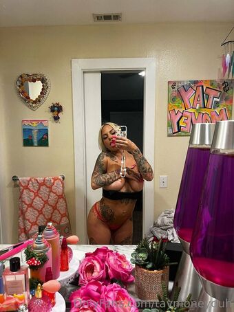 Tay Money Photo Fuites Nudes OnlyFans 28