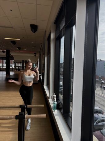 Taylor-flewin Photo Fuites Nudes OnlyFans 170