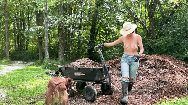 The Naked Gardener Photo Fuites Nudes OnlyFans 17