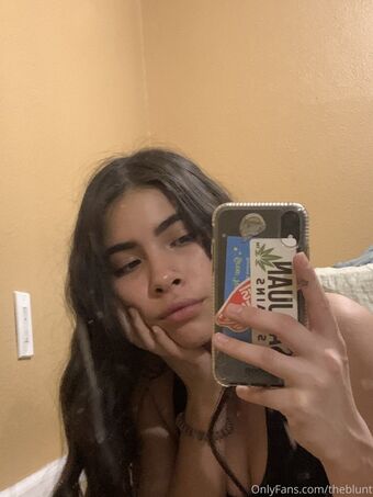 theblunt Photo Fuites Nudes OnlyFans 19